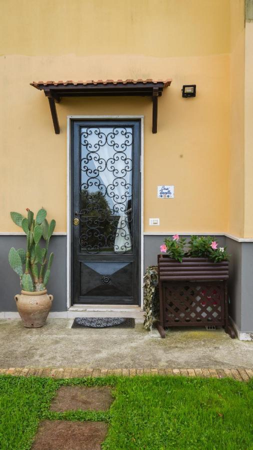 Villa Fanella, Independent House Between Sorrento & Amalfi ปิอาโนดิซอร์เรนโต ภายนอก รูปภาพ